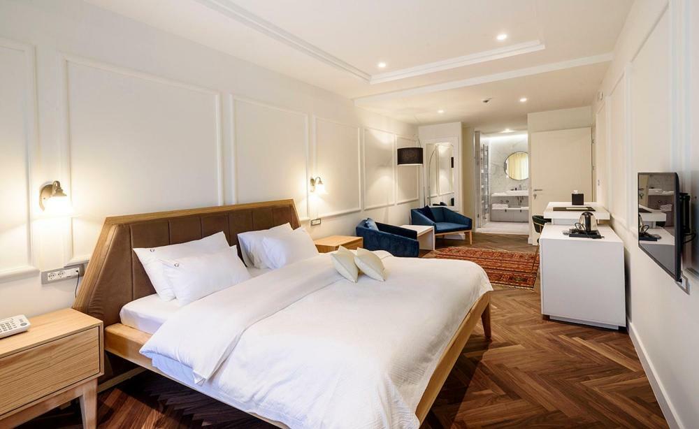 Hotel Gradska Cetinje Ngoại thất bức ảnh