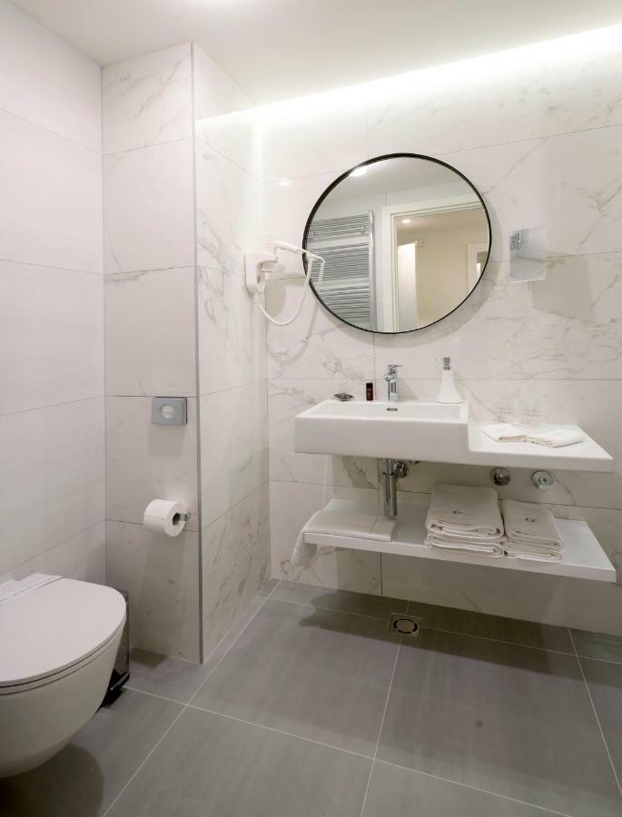 Hotel Gradska Cetinje Ngoại thất bức ảnh