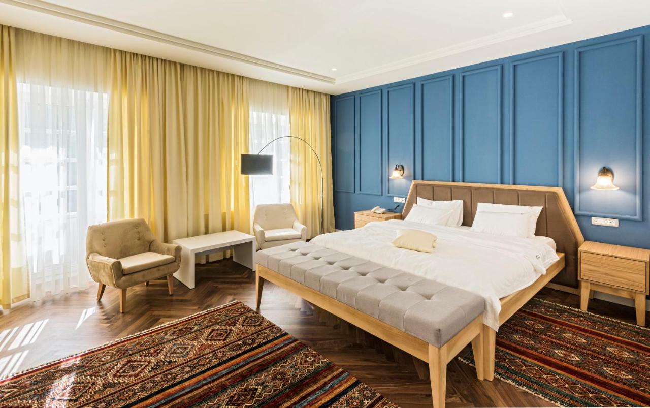 Hotel Gradska Cetinje Ngoại thất bức ảnh